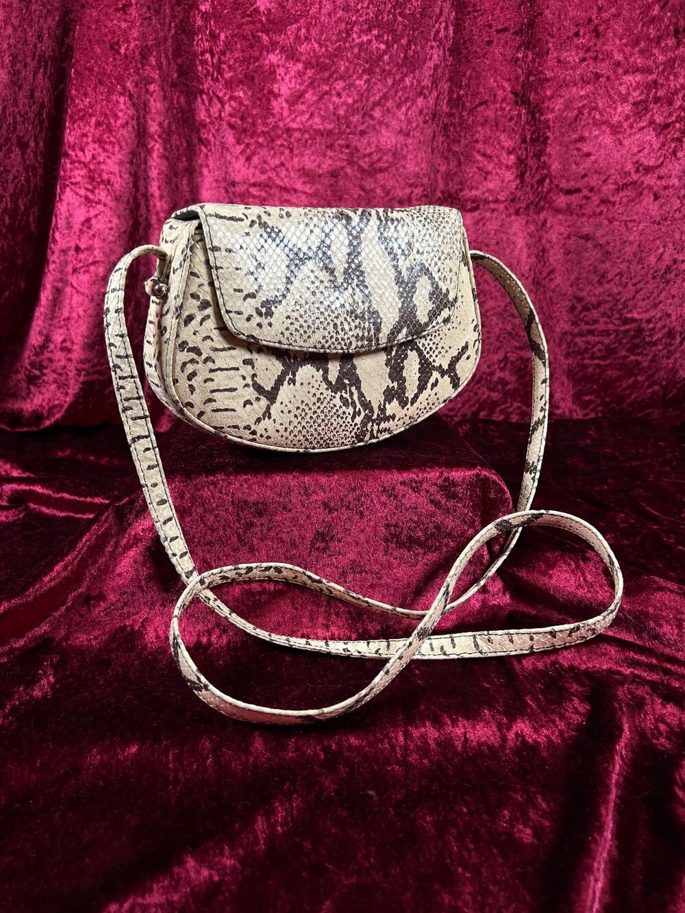 Vintage Susan Gail Snakeskin Crossbody Bag - Cream Gray Mini Saddle Purse